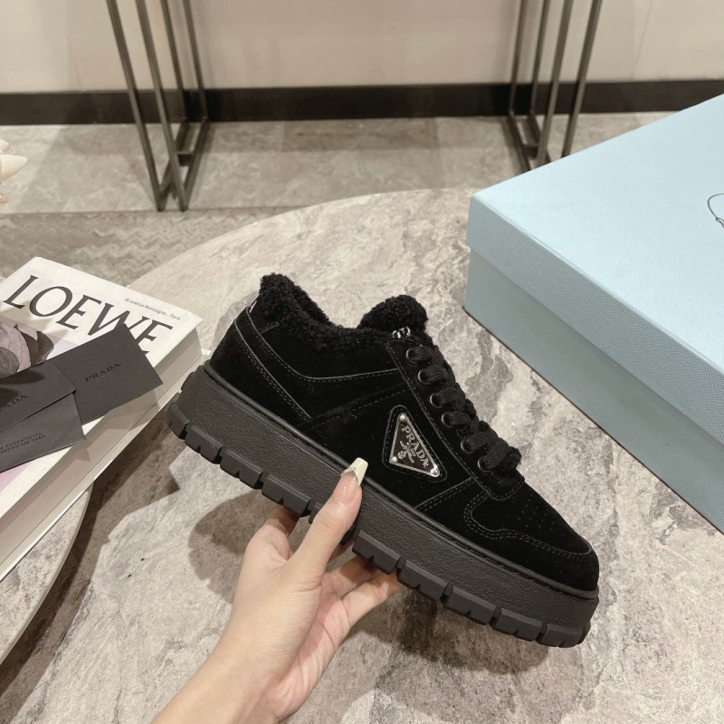 Pra*a sneakers